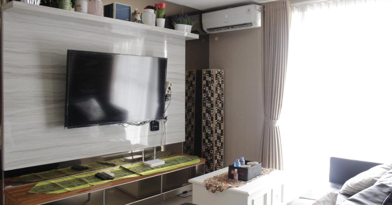 Apartemen Cozy 2br At Tamansari Tera Near Bip By Travelio